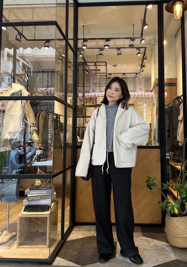 Dc121.暖呼呼羊羔毛翻領外 