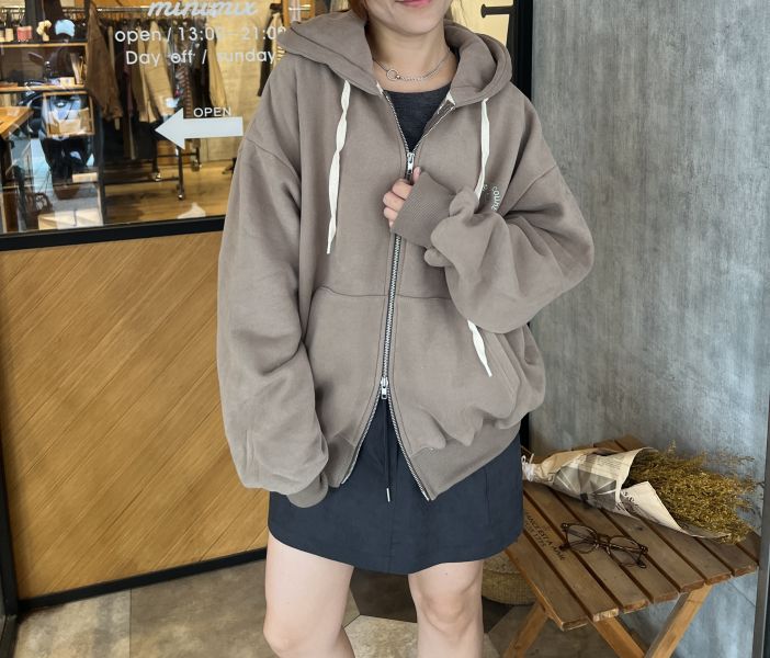 Nv110.舒服笑臉大學連帽外套 