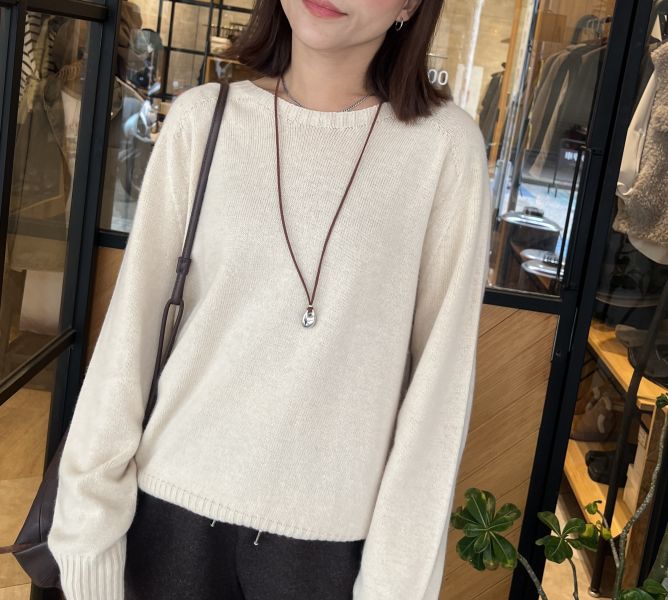 Dc104.一針到底cashmere 上衣 