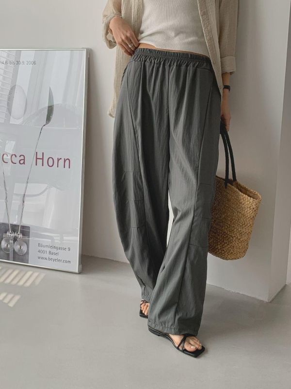 Ai19.愛牌家空氣感輕量弧度神褲 