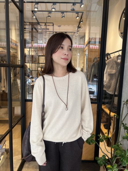 Dc104.一針到底cashmere 上衣 