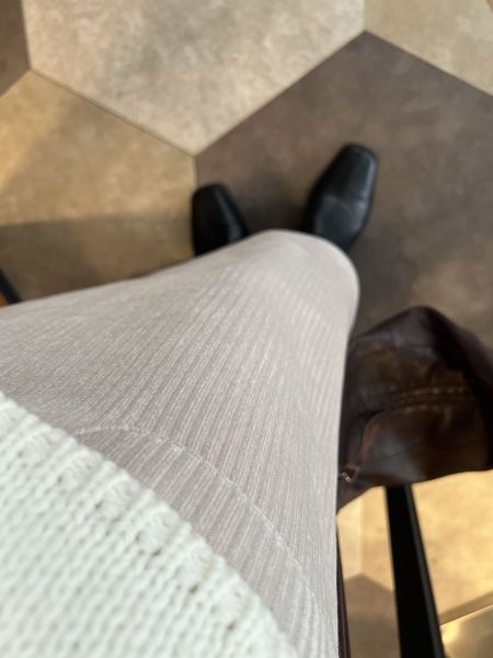 Nv111.不挑人絨棉坑紋美版裙 