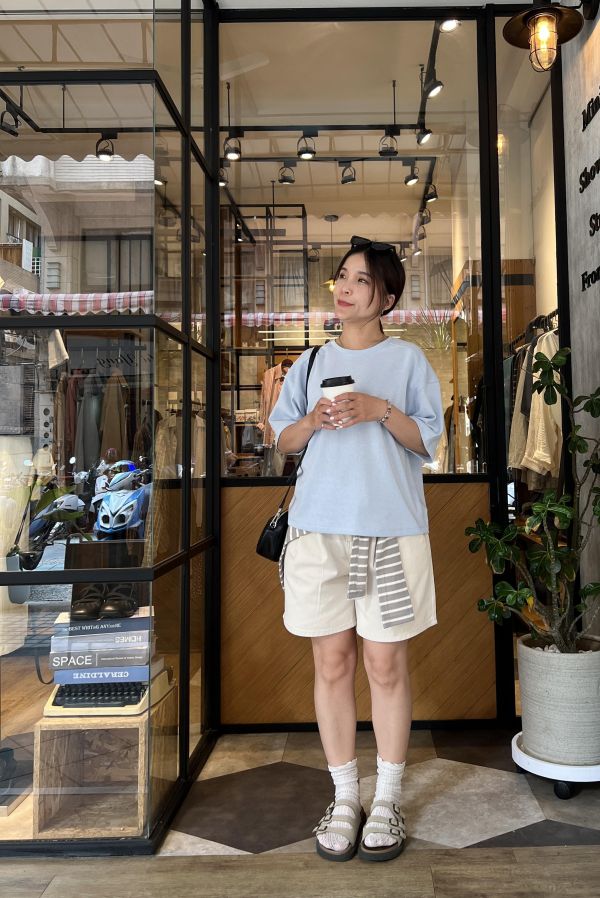 Ai29.不挑人奶油系短褲 