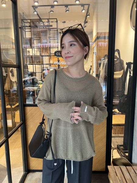 Tb108.簡約輕量美色針衫