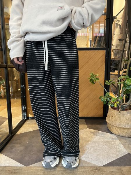 Dm121.跌破眼鏡的顯瘦條紋舒服褲 