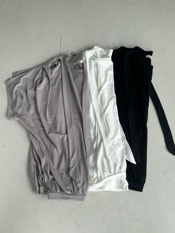 Ap407.簡約設計綁帶上衣 