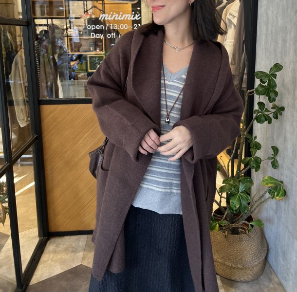 Dm114.質感s家時髦翻領附腰帶罩衫 