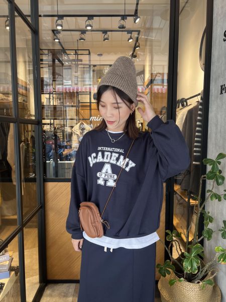 Sp116.（必買）可配套裝春款大學t/深藍 