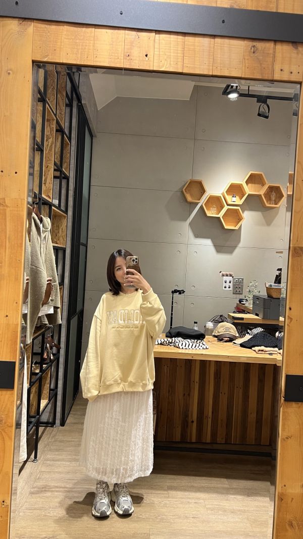 spt101.最新春款假期大學t（預購年後到貨） 