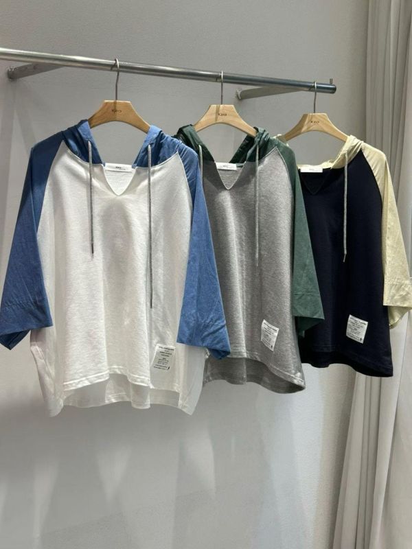 Js15.k牌家超Q拼接連帽t 