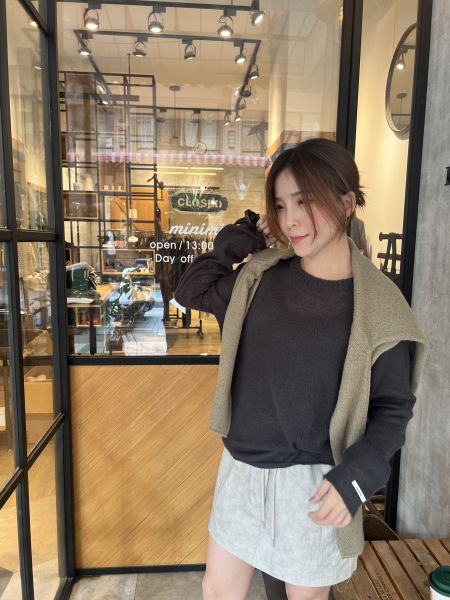 Tb108.簡約輕量美色針衫