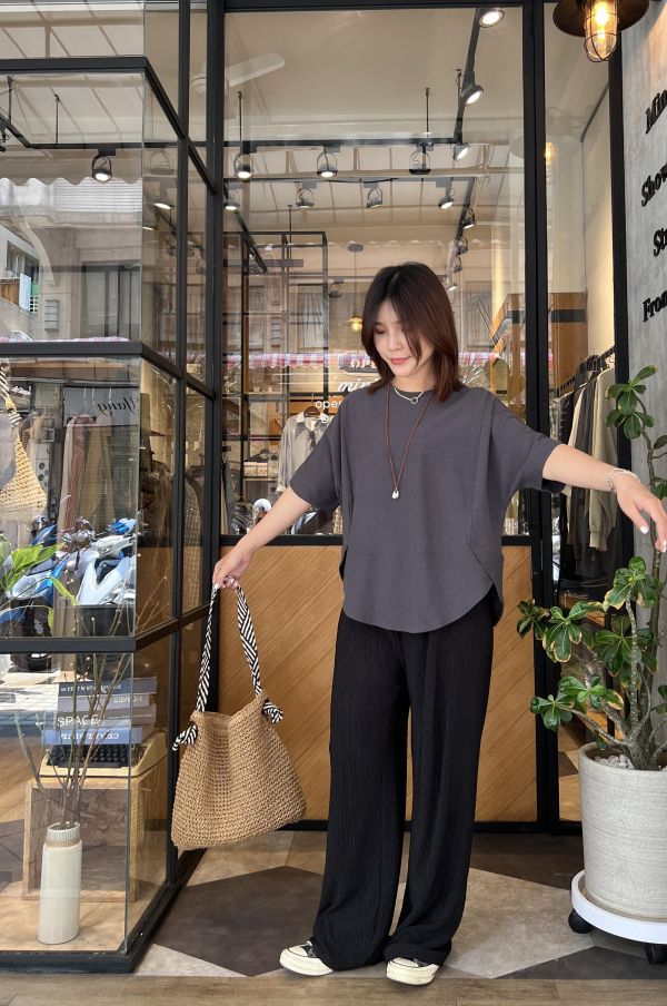 Ap409.最愛設計檔口剪裁上衣 