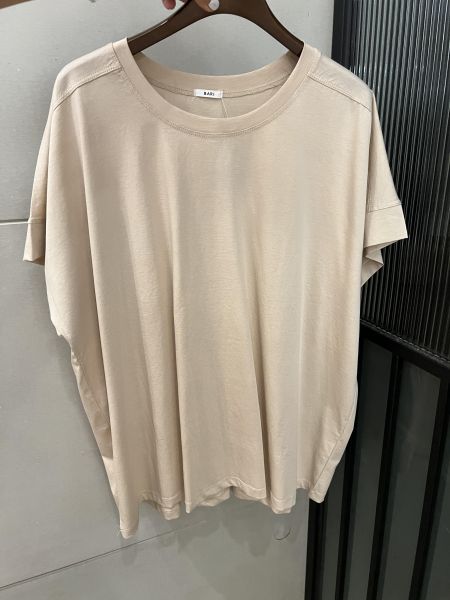Js02.質感愛牌無肩線美版t 