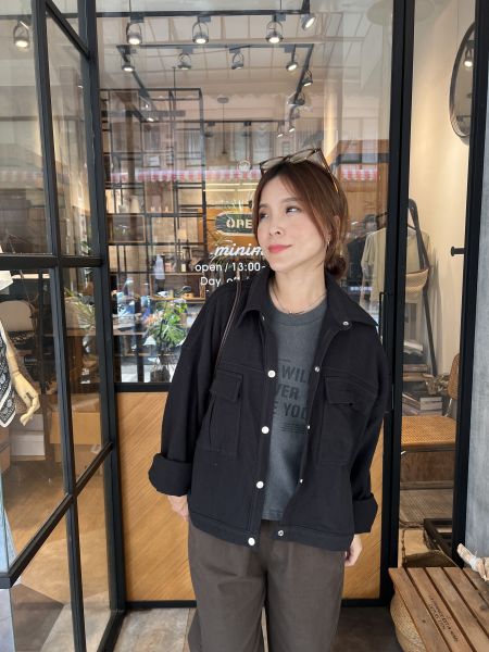 At915.軟料口袋斜紋夾克！ 