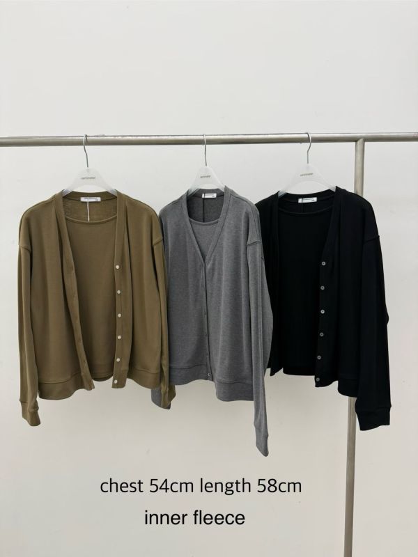 Nv104.質感檔口雙層次開釦上衣 