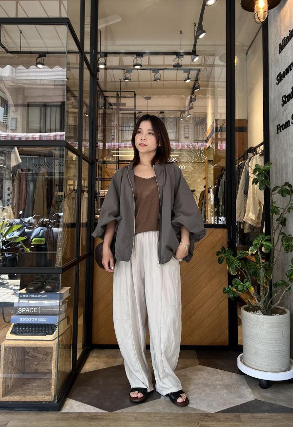 Ai19.愛牌家空氣感輕量弧度神褲 