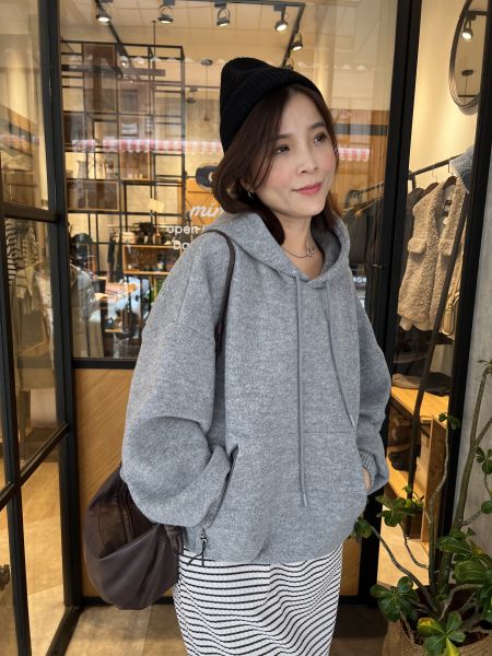 Dc110.可配套裝軟綿綿帽T 