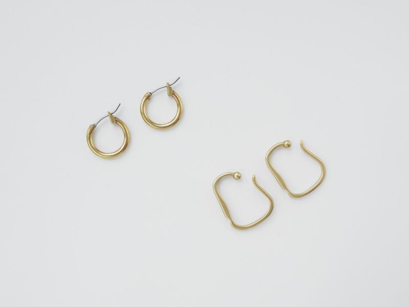 Lapis | Ruby Blooms * 紅色 花 珍珠 耳環 耳骨夾 交換禮物 天然珍珠 水晶耳環 珍珠耳環 耳夾耳環 聖誕禮物 聖誕耳環 花耳環 閨蜜禮物