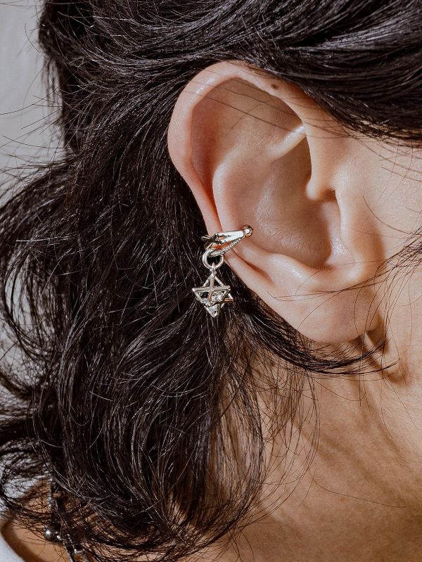 Unisex | 無訊號 - 未落 * 星芒 中性 個性 街頭 耳骨夾 不銹鋼 交換禮物  男禮物 男友禮物 男生耳夾 男生耳骨夾 礦石
