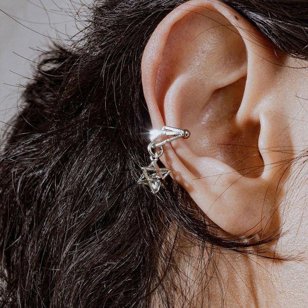 Unisex | 無訊號 - 未落 * 星芒 中性 個性 街頭 耳骨夾 不銹鋼 交換禮物  男禮物 男友禮物 男生耳夾 男生耳骨夾 礦石