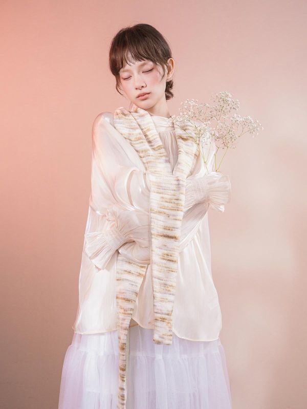 PETAL 系列 - 初綻 * 米色 咖啡色 混織毛料 圍巾 連帽圍巾 保暖物件 圍巾 圍巾帽 圍脖帽子 帽子圍巾 情人節禮物 新年禮盒 毛料圍巾