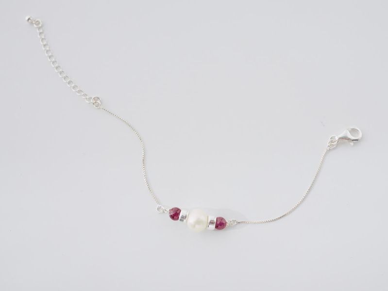 SCARLET - 蝕 * 紅石榴 珍珠 純銀 永恆自信 手鍊 交換禮物 婚禮小物 情人節禮物 招財 水晶手環 生日禮物 畢業禮物 礦石 能量水晶