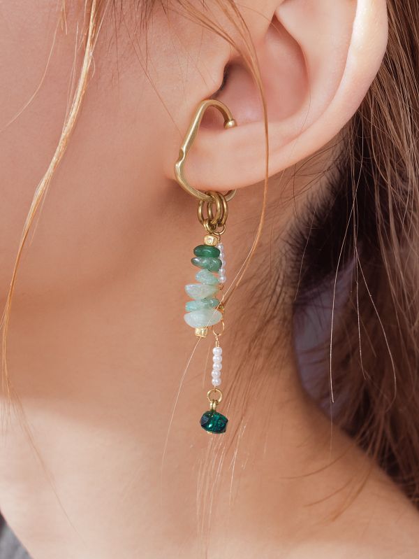 Lapis | Verdant Pine * 綠色 松果 耳環 耳骨夾 交換禮物 天然珍珠 水晶耳環 珍珠耳環 耳夾耳環 聖誕禮物 聖誕耳環 蜜蜂耳環 閨蜜禮物