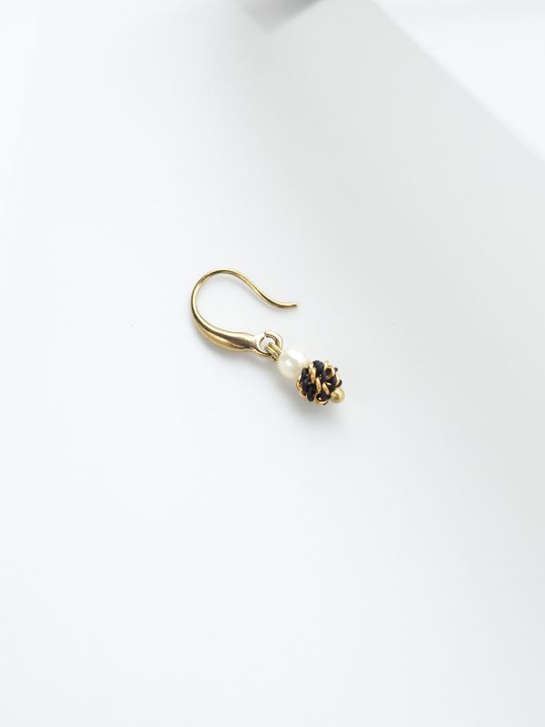 ONCE LITE | 暮光系 - BLACK * 黑色 珍珠 黃銅耳環 交換禮物 婚禮小物 情人節禮物 抗敏耳環 珍珠耳環 生日禮物 畢業禮物 迷你耳環 黃銅耳環