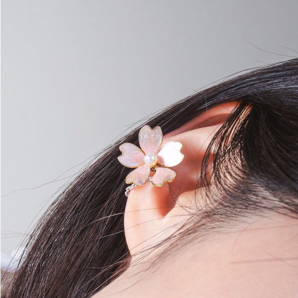 VERNL | 春息 - 初櫻 * 黃銅 珍珠 櫻花 彩色 樹脂 戒指 耳骨夾 交換禮物 情人節禮物 戒指 珍珠 珍珠耳骨 夾生日禮物 耳窩夾 花朵 花耳環