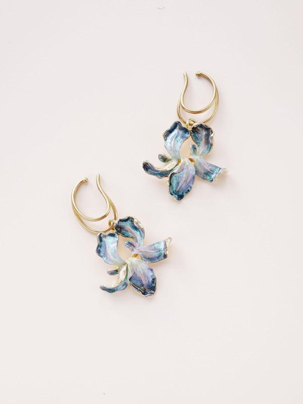 暮光系 - 星藍盛開 * 冷琺瑯 樹脂 藍紫色 花朵 黃銅 耳骨夾 交換禮物 婚禮小物 情人節禮物 生日禮物 畢業禮物 花 耳環 花耳環 黃銅耳環