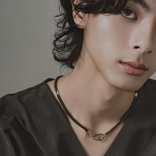 Unisex - 夜序 * 黑色 古金色 中性 粗獷 韓系 極簡 項鍊 交換禮物 男 禮物 男友禮物 男生禮物 男生項鍊 項鍊 項鍊 男 黃銅項鍊