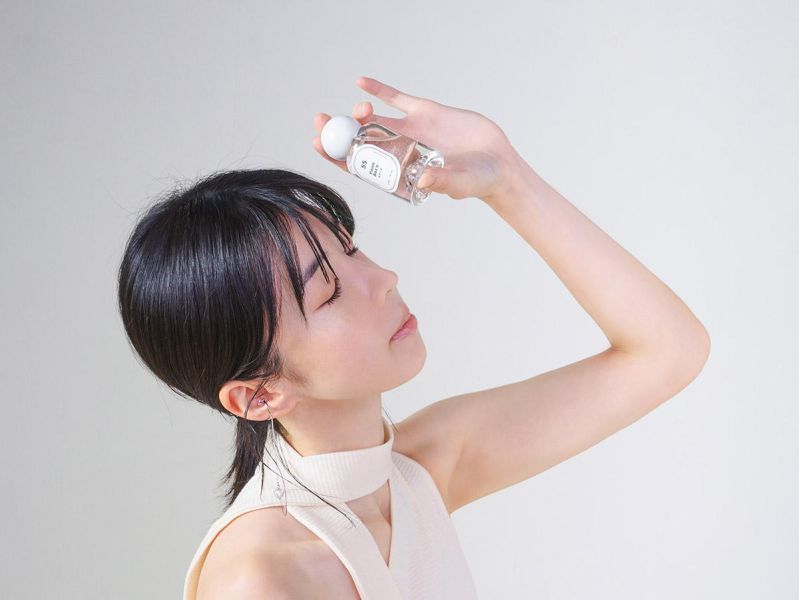 NO.55 Foam Born - 泡沫化身 * 銀色 耳骨夾 淡香水 香水飾品套組 耳夾 耳窩夾 香水 生日禮物 交換禮物 情人節禮物 女友禮物 女生禮物 香氛