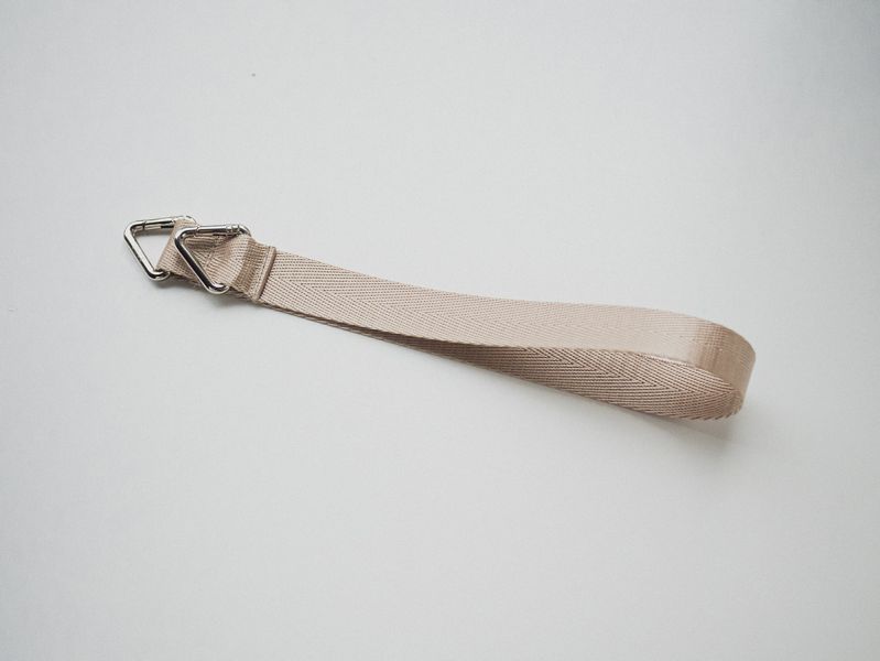 閃光系 | CRUSH - 沙漠鈦 * 金色 沙色 尼龍 手機手帶 手機腕帶 phone-strap 交換禮物 可拆式背帶 女友禮物 女生禮物 情人節禮物 手機掛繩 手機繩