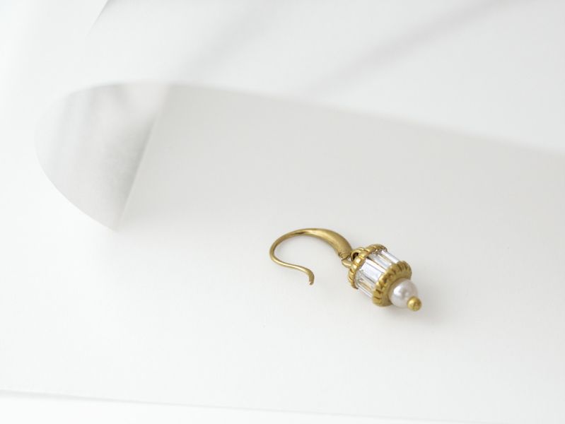 ONCE LITE | 暮光系  GLOW * 鋯石 珍珠 耳環 交換禮物 婚禮小物 情人節禮物 抗敏耳環 珍珠耳環 生日禮物 畢業禮物 迷你耳環 黃銅耳環