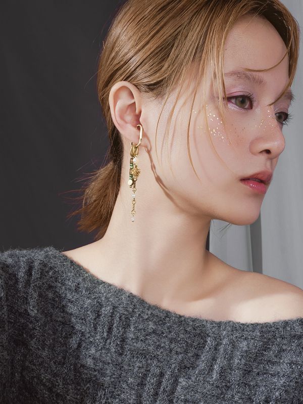 Lapis | Verdant Pine * 綠色 松果 耳環 耳骨夾 交換禮物 天然珍珠 水晶耳環 珍珠耳環 耳夾耳環 聖誕禮物 聖誕耳環 蜜蜂耳環 閨蜜禮物