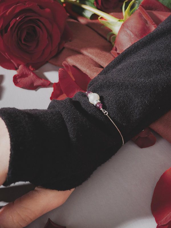 SCARLET - 蝕 * 紅石榴 珍珠 純銀 永恆自信 手鍊 交換禮物 婚禮小物 情人節禮物 招財 水晶手環 生日禮物 畢業禮物 礦石 能量水晶