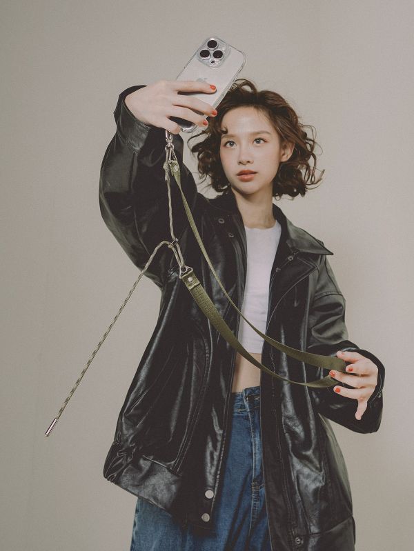 閃光系 | CRUSH - 千歲綠 * 綠色 金屬色 尼龍 傘繩 手機背帶 phone-strap 交換禮物 可拆式背帶 女友禮物 女生禮物 情人節禮物 手機掛繩 手機繩