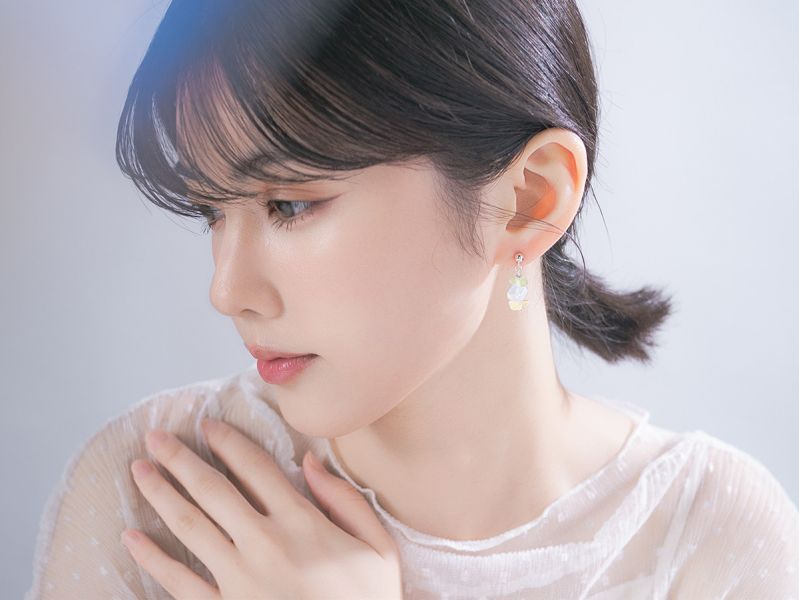 月白系 | 凝露 - 純銀 透明 水晶 礦石 月光石 輕珠寶 耳環 天然石 女友禮物 寶石 水晶 純銀 純銀耳環 耳環 輕珠寶 送禮