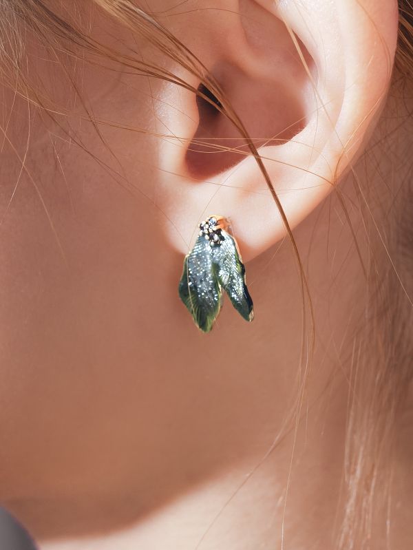 Xmas | Emerald * 翠綠 黃銅 冷琺瑯 聖誕紅耳環 交換禮物 植物耳環 純銀耳針耳環 聖誕禮物 聖誕紅花耳環 葉子耳環 閨蜜禮物