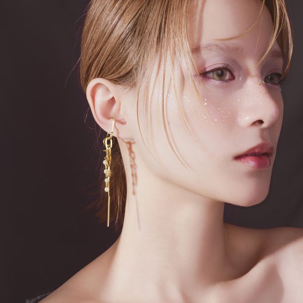 Lapis | Crosslight * 珍珠 閃光 黃銅 耳環 耳骨夾 交換禮物 天然珍珠 水晶耳環 珍珠耳環 耳夾耳環 聖誕禮物 聖誕耳環 蜜蜂耳環 閨蜜禮物