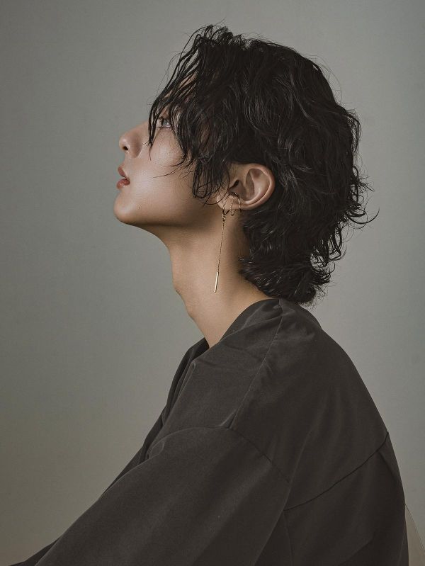 Unisex | 無訊號 - 靜頻 * 中性 簡約 個性 金色 耳骨夾 中性耳夾 交換禮物 幾何 無耳洞 生日禮物 耳骨夾 送禮 金色耳夾