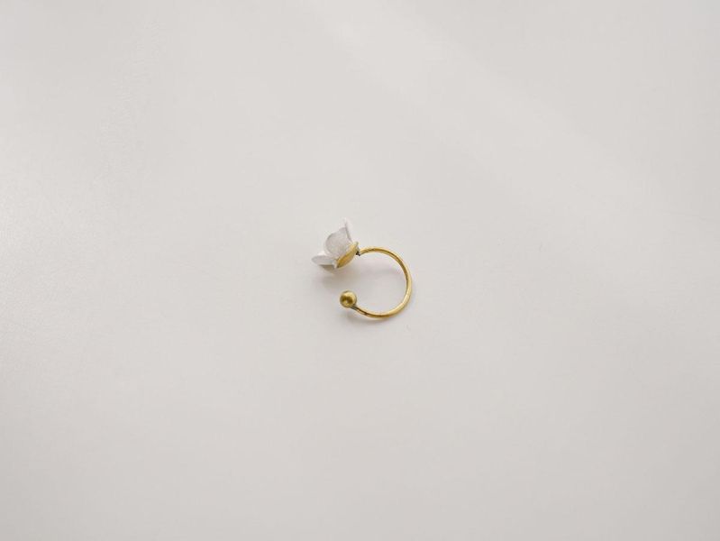 暮光系 - 春日小花藍 * 黃銅 珍珠 花朵 彩色 樹脂 耳骨夾 交換禮物 婚禮小物 情人節禮物 珍珠 珍珠耳環 珍珠耳骨夾 生日禮物 耳窩夾