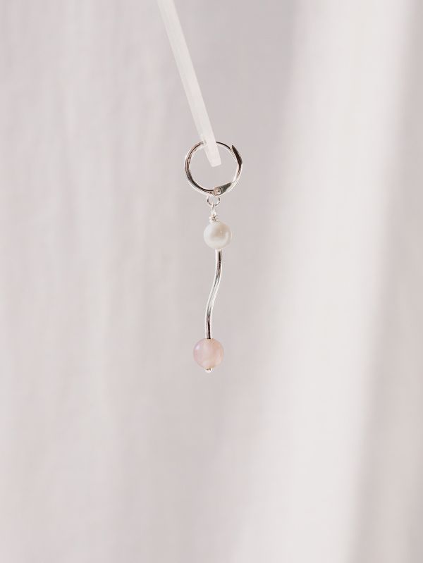 CIRRUS - 粉雪 * 粉水晶 珍珠 桃花人緣 溫柔守護 純銀 耳環 交換禮物 人緣 婚禮小物 情人節禮物 招桃花 水晶耳環 生日禮物 畢業禮物 礦石