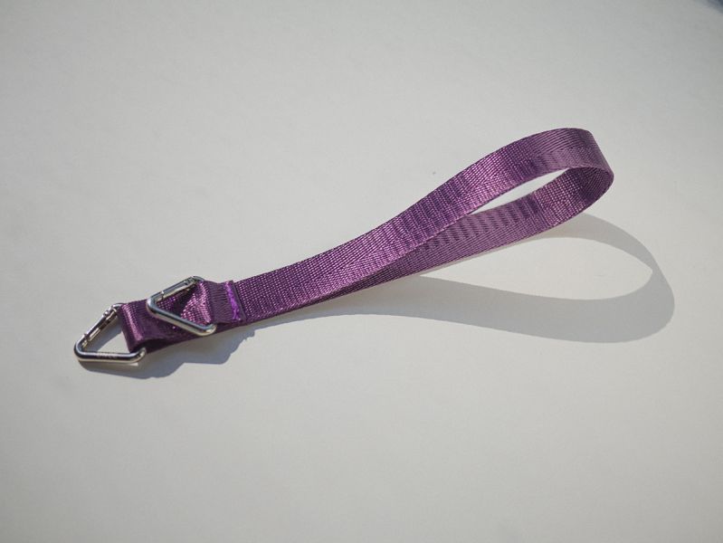 閃光系 | CRUSH - 紫羅蘭 * 紫色 金屬色 手機手帶 手機腕帶 phone-strap 交換禮物 可拆式背帶 女友禮物 女生禮物 情人節禮物 手機掛繩 手機繩