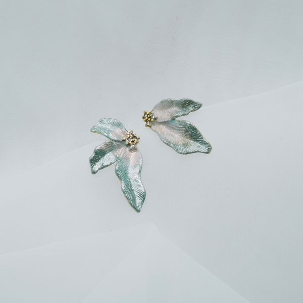 Xmas | AQUA LAKE * 湖水綠 黃銅 冷琺瑯 聖誕紅耳環 交換禮物 植物耳環 純銀耳針耳環 聖誕禮物 聖誕紅花耳環 葉子耳環 閨蜜禮物