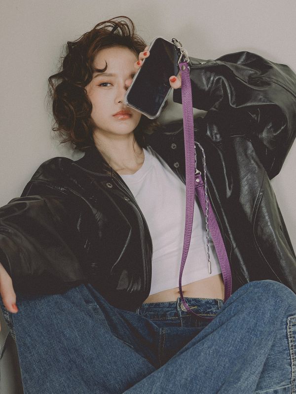 閃光系 | CRUSH - 紫羅蘭 * 紫色 金屬色 尼龍 傘繩 手機背帶 phone-strap 交換禮物 可拆式背帶 女友禮物 女生禮物 情人節禮物 手機掛繩 手機繩