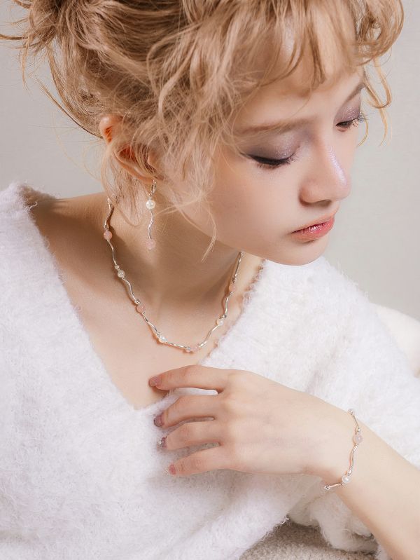 CIRRUS - 粉雪 * 粉水晶 珍珠 桃花人緣 溫柔守護 純銀 耳環 交換禮物 人緣 婚禮小物 情人節禮物 招桃花 水晶耳環 生日禮物 畢業禮物 礦石