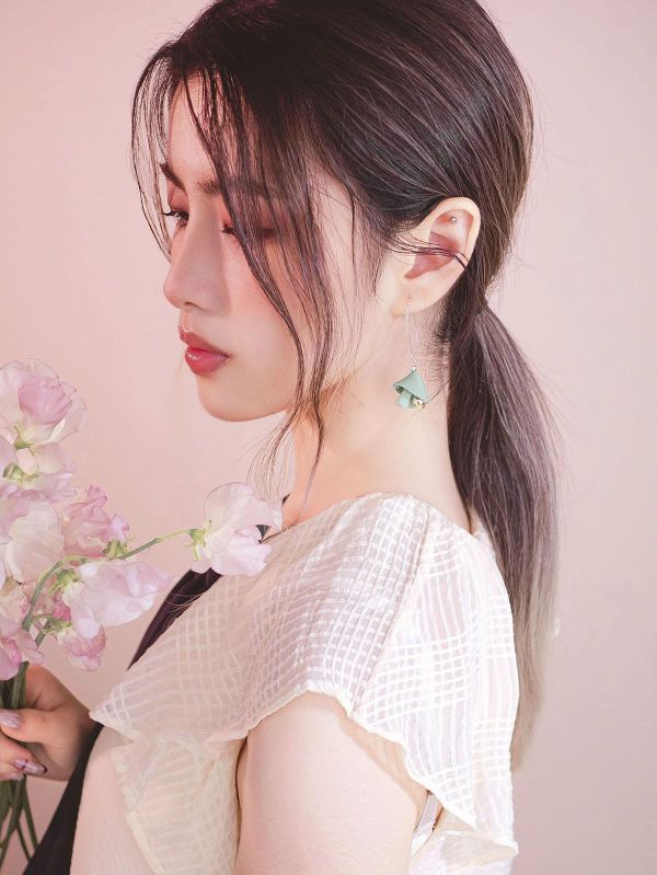 AFTERGLOW | 雲 * 純銀 皮革 天然 幾何 抗敏 垂墜 耳環 ESG natural系列 recycled material 公平貿易 環保 環境友善 羊皮 耳環 花耳環