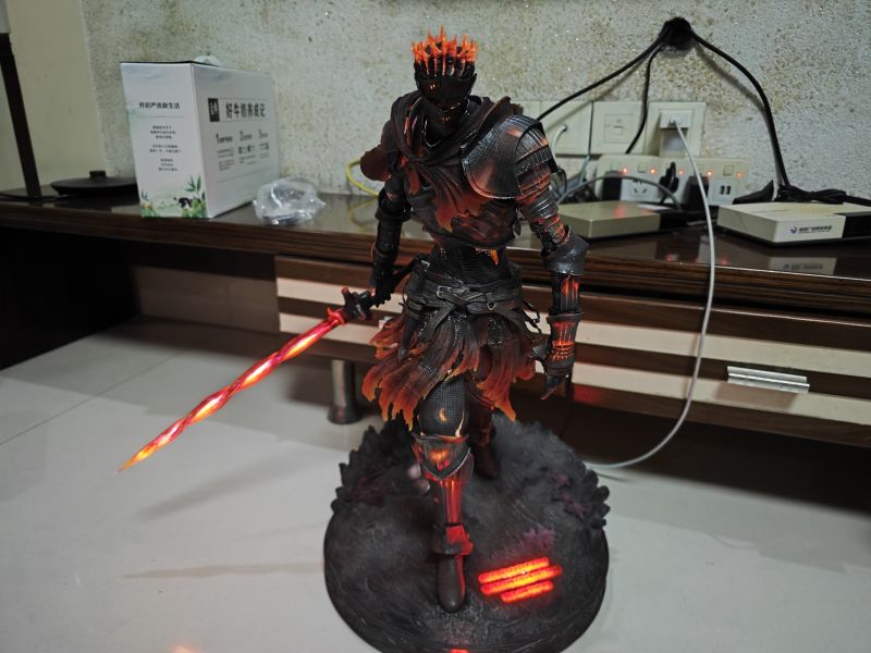 【海外代購】灰燼 Ashes 黑暗靈魂 薪王化身 Soul of Cinder from Dark Souls. 