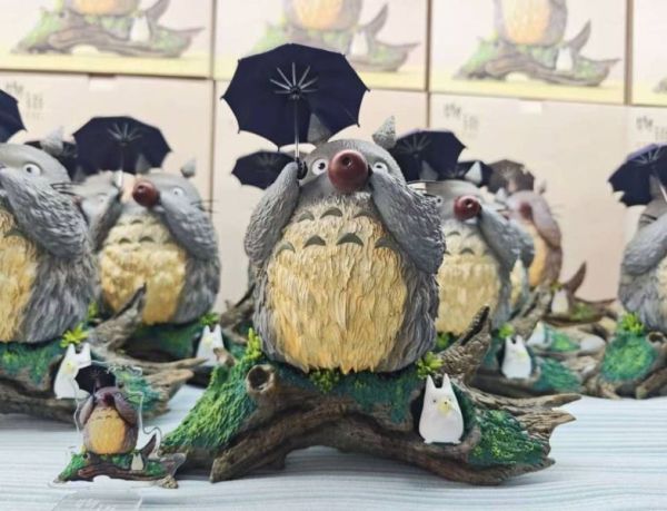 【海外代購】物語 宮崎駿桌面系列07 龍貓 吹笛龍貓 